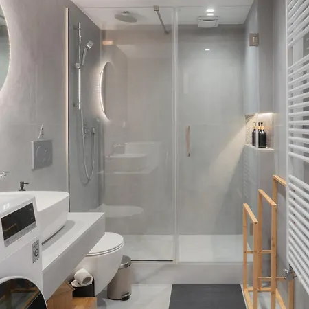 Apartment Maxilion Anemomylos